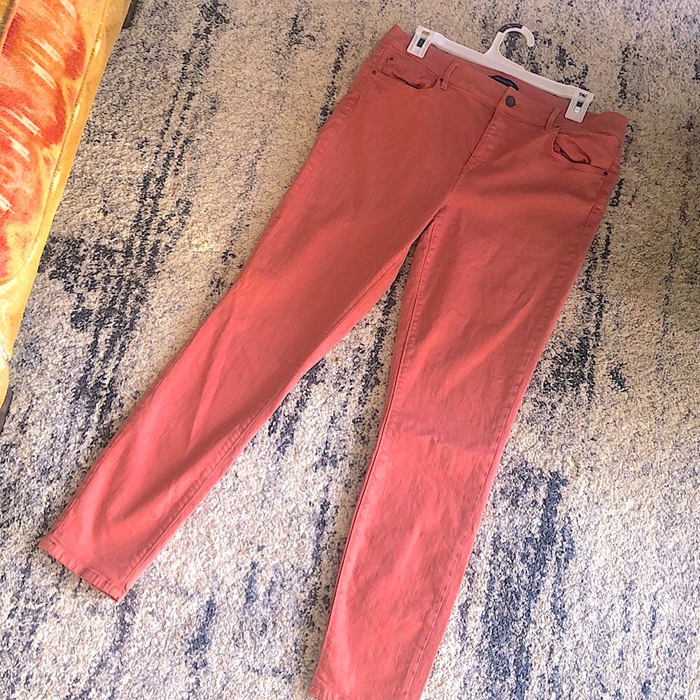 Ann Taylor Modern Fit Skinny Ankle Jeans in Peach/Coral